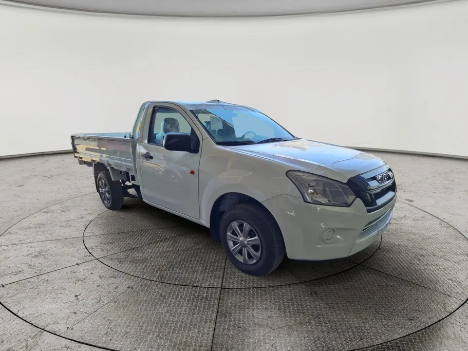 2025 Isuzu D-max Regular Cab أجناب 
