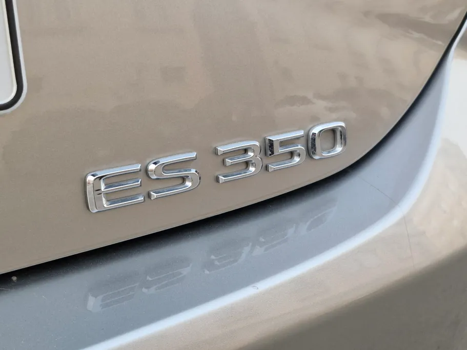 لكزس ES 350 2023 