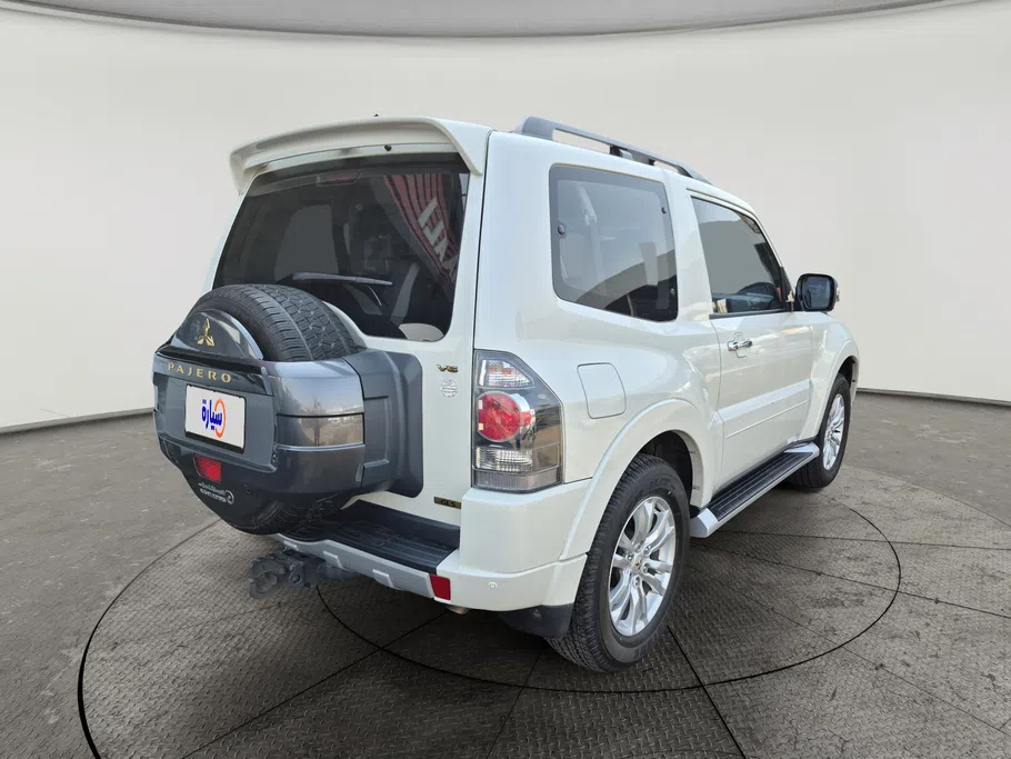2022 Mitsubishi Pajero GLS 3Doors 