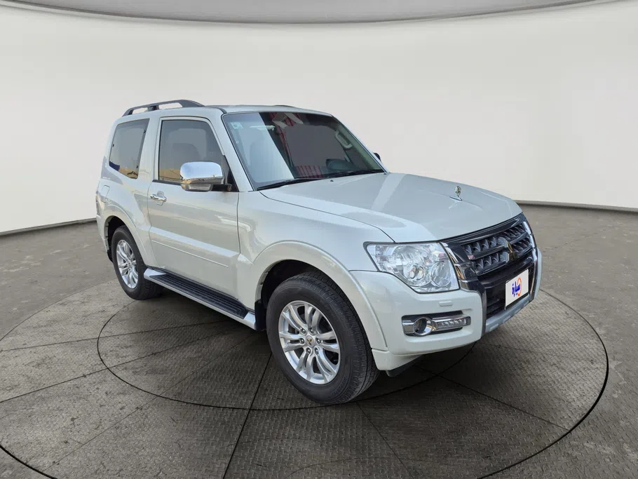 2022 Mitsubishi Pajero GLS 3Doors 