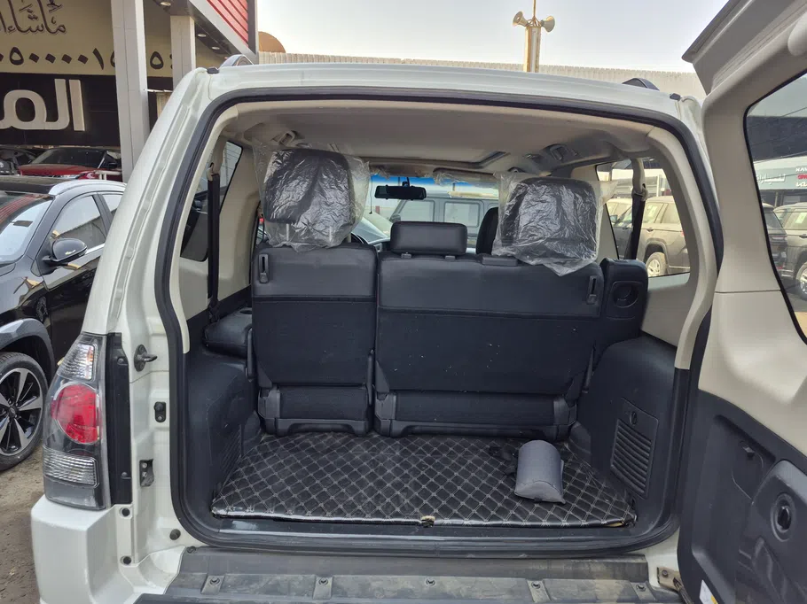 2022 Mitsubishi Pajero GLS 3Doors 