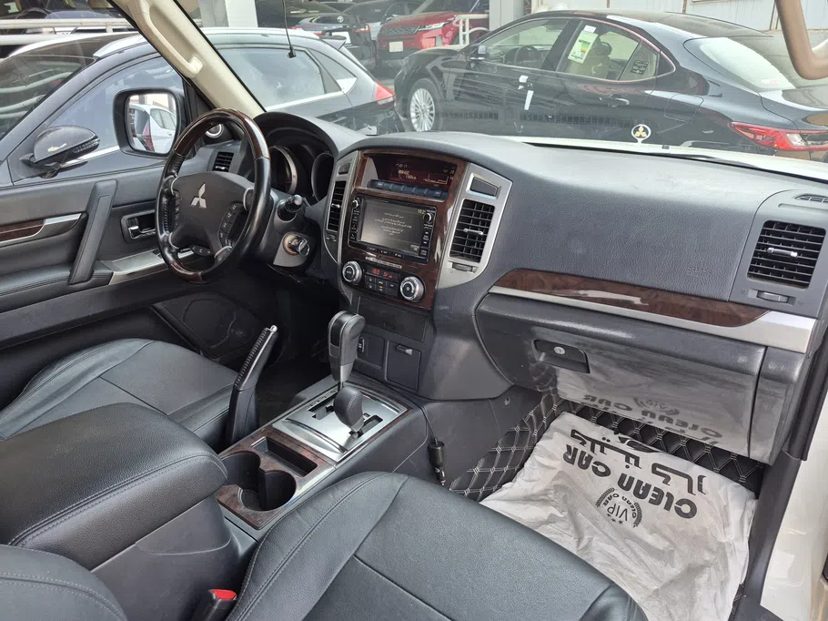 2022 Mitsubishi Pajero GLS 3Doors 