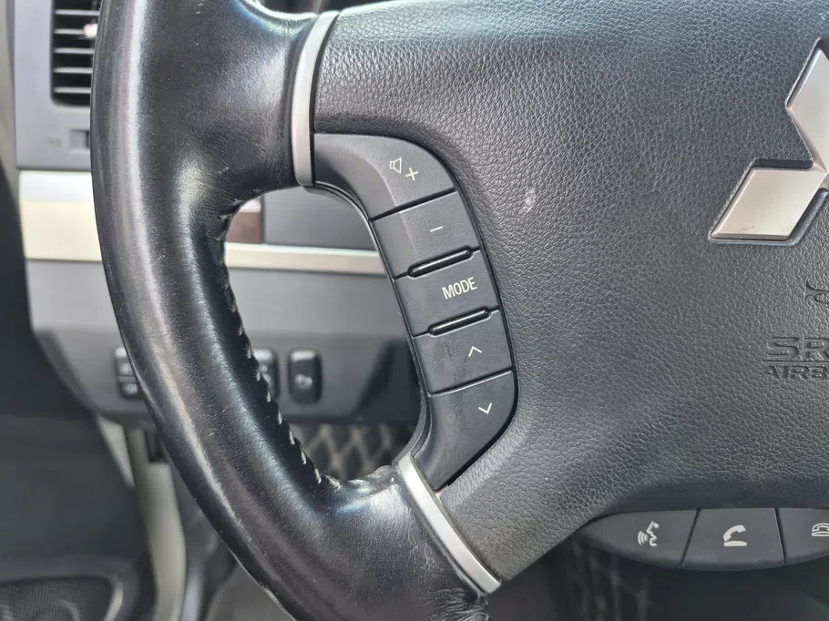 2022 Mitsubishi Pajero GLS 3Doors 