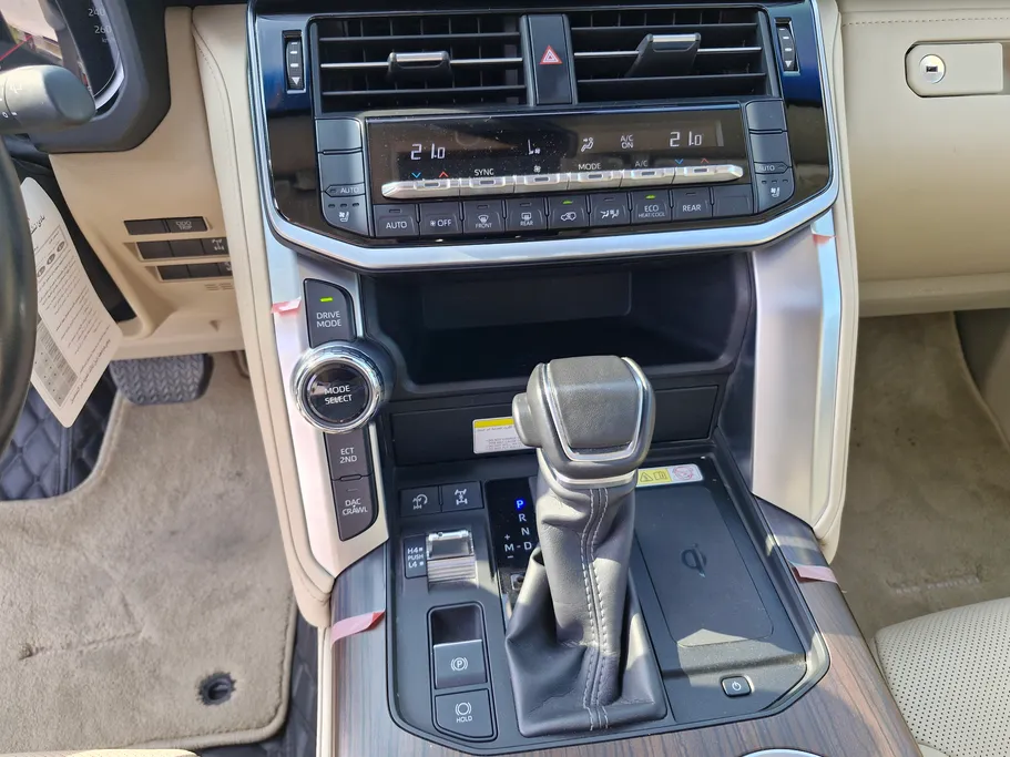 تويوتا لاندكروزر GXR5 2023 