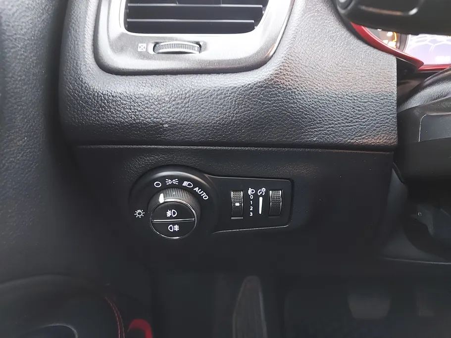 جيب كومباس Trailhawk 2019 