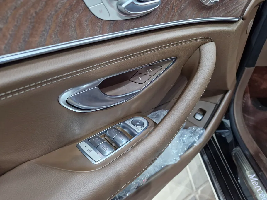 2023 Mercedes E 300 