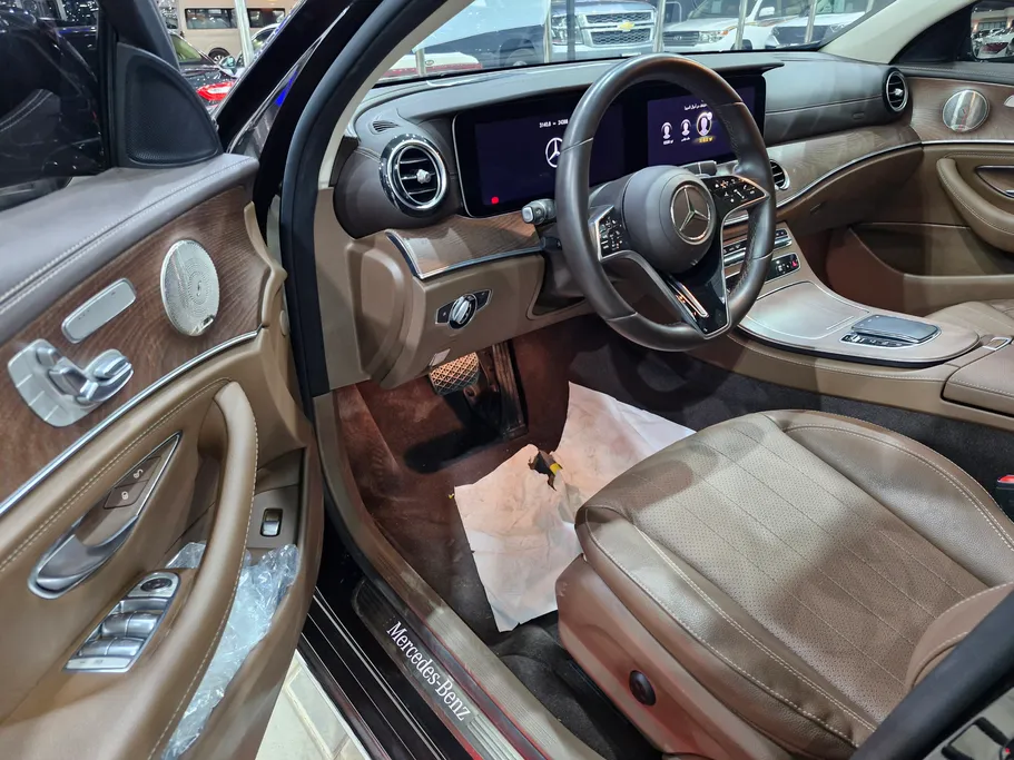 2023 Mercedes E 300 
