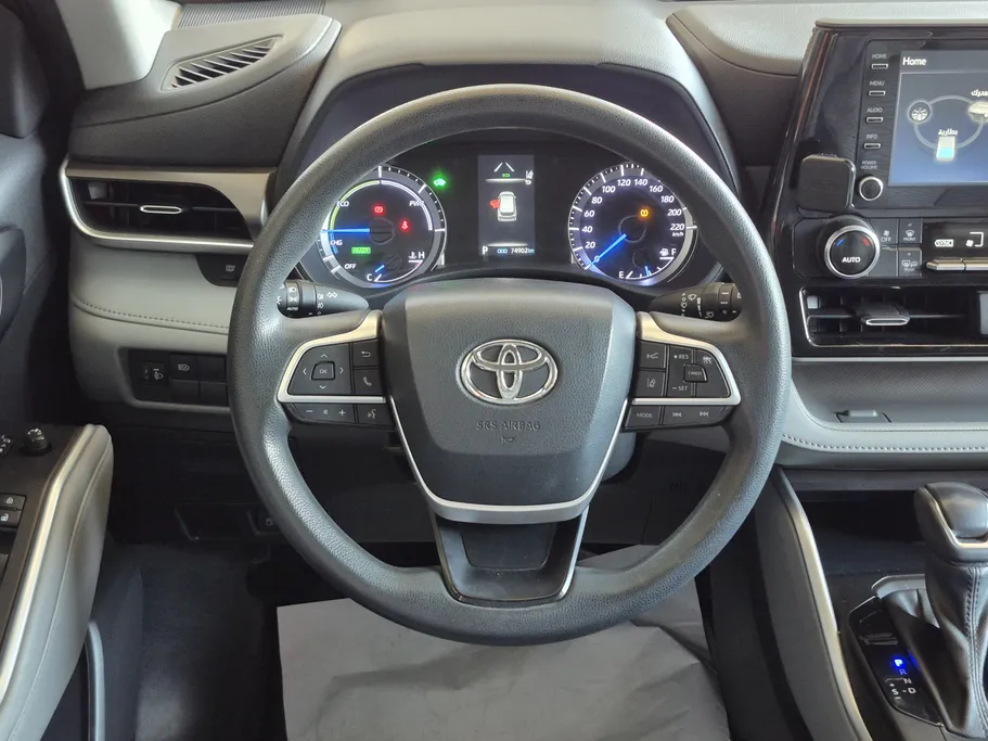 تويوتا هايلاندر LE 2022 