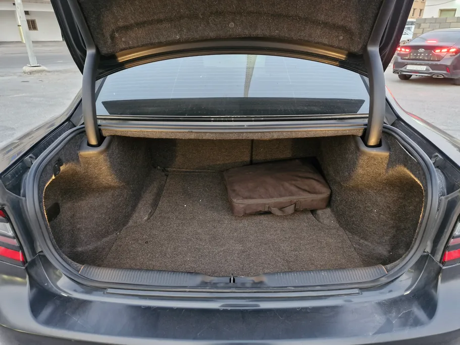 دودج تشارجر SXT 2019 