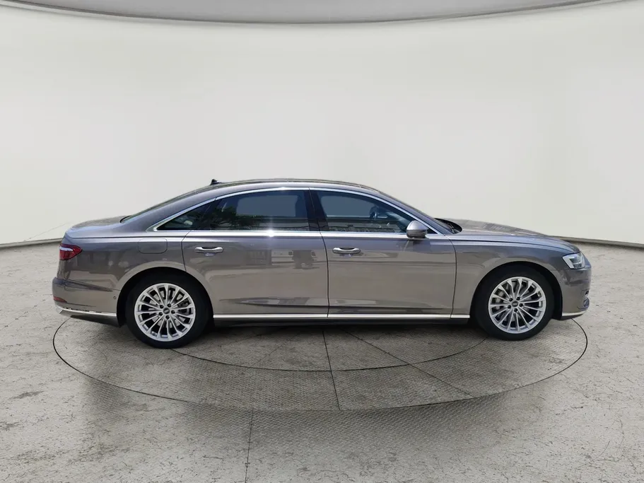 2021 Audi A8  