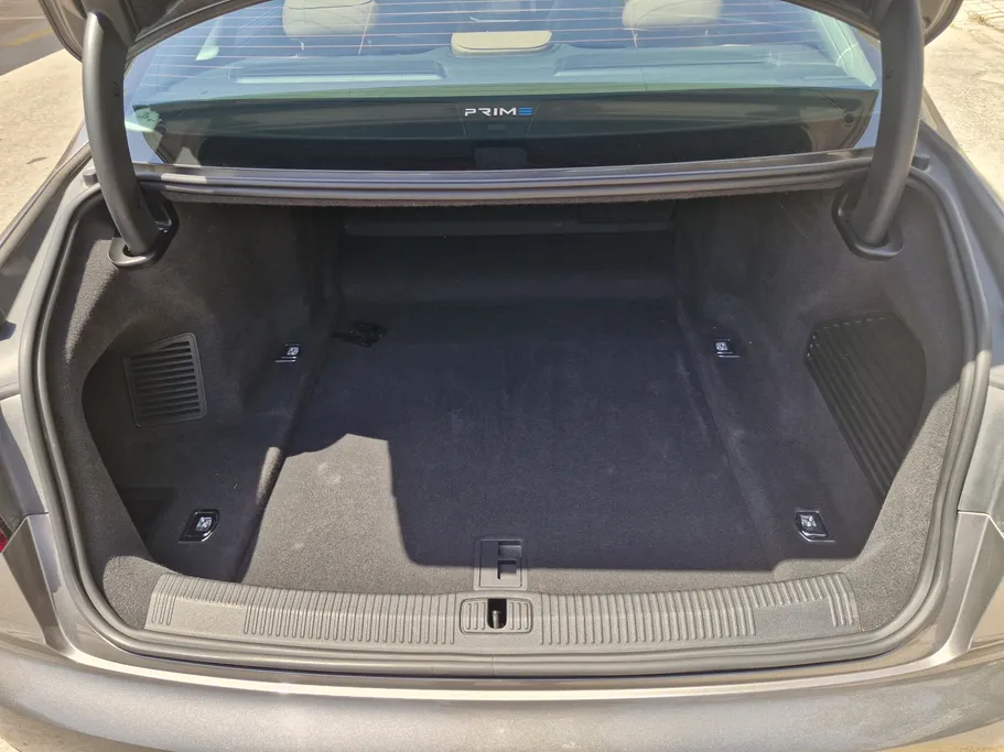 2021 Audi A8  