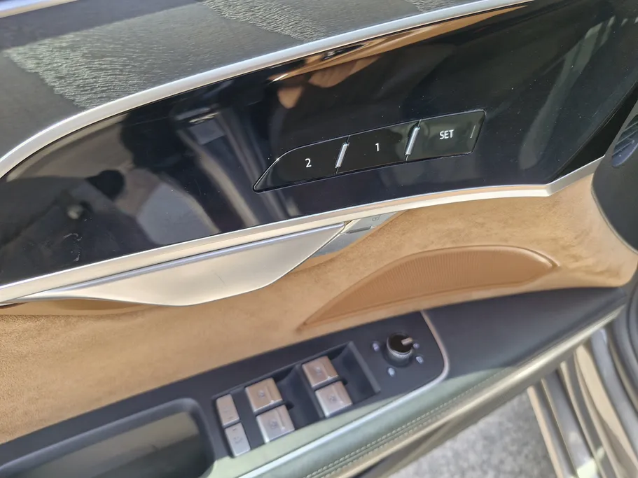 2021 Audi A8  