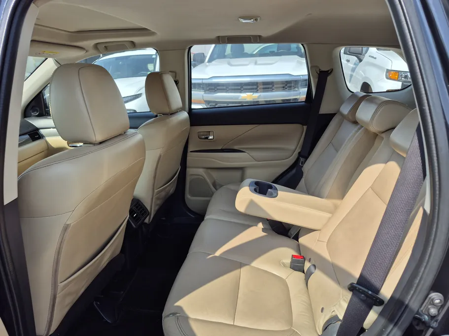 ميتسوبيشي اوتلاندر GLX 2019 