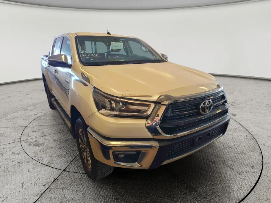 2025 Toyota Hilux SGLX 4X4 2.7L MT  