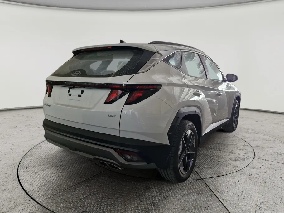 2025 Hyundai Tucson Smart 