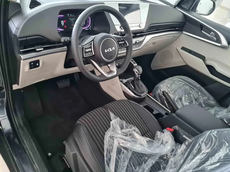 كيا كارينز GLS 2025 