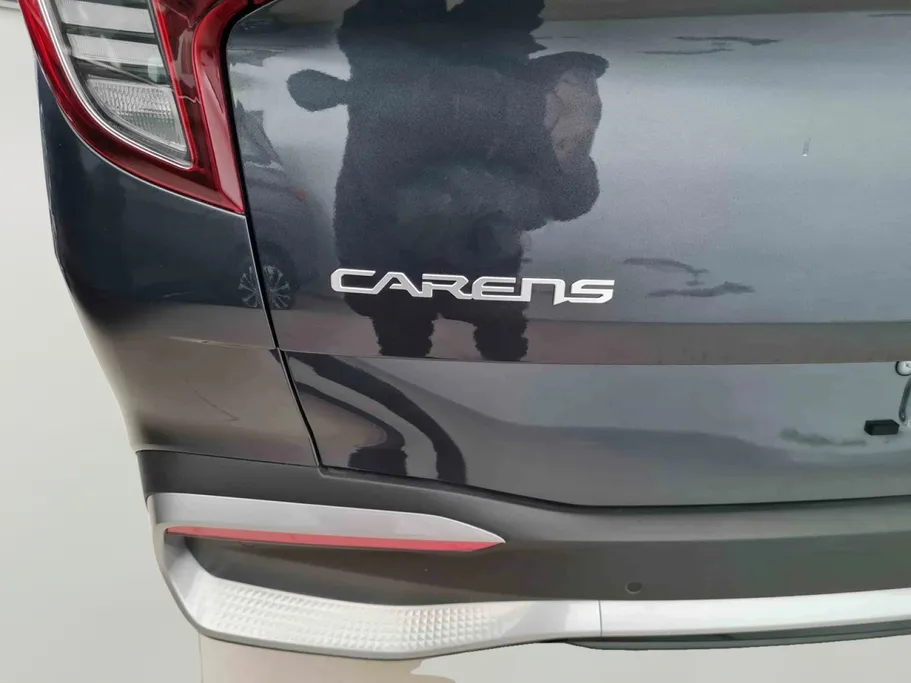 كيا كارينز GLS 2025 