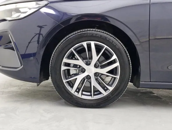 جيلي امجراند GS 2025 