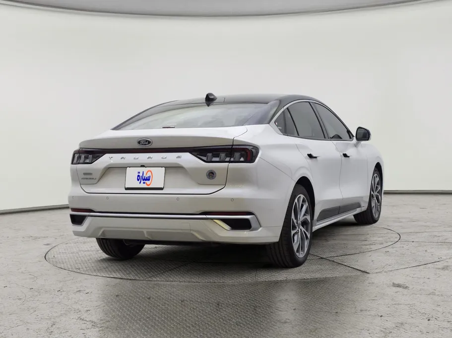 2024 Ford Taurus Titanium 