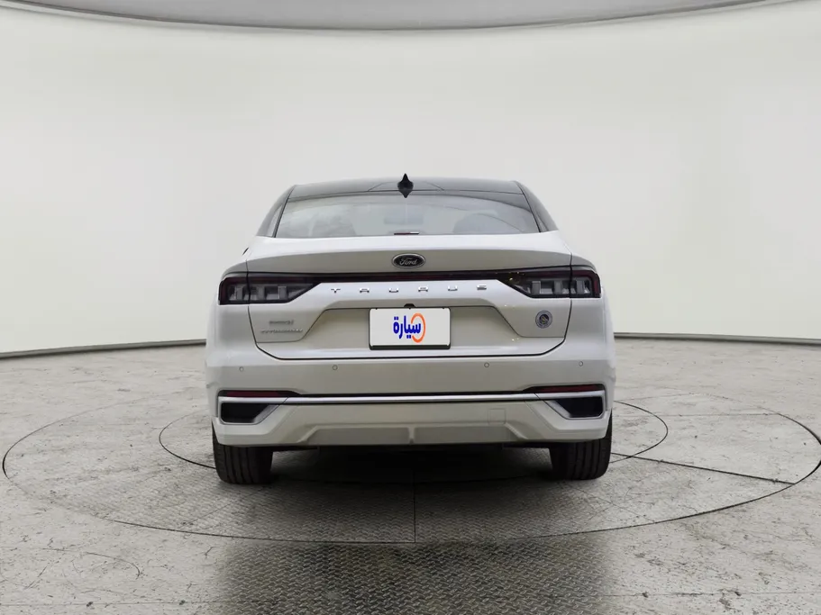 2024 Ford Taurus Titanium 