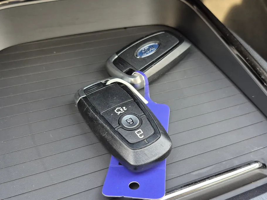 2024 Ford Taurus Titanium 