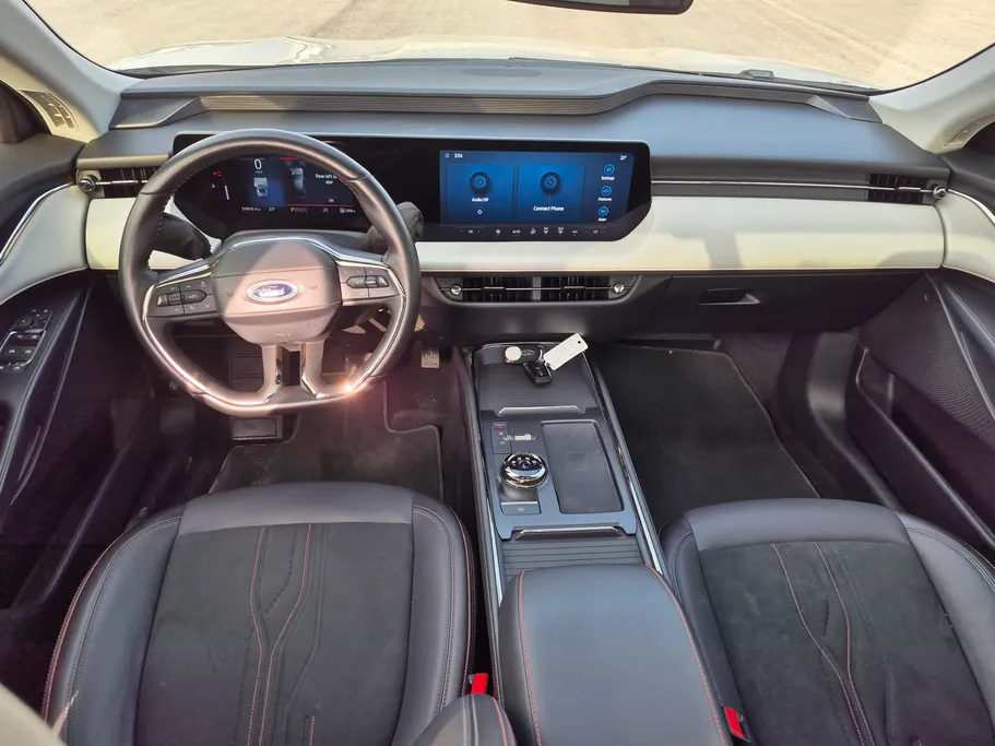 2024 Ford Taurus Titanium 