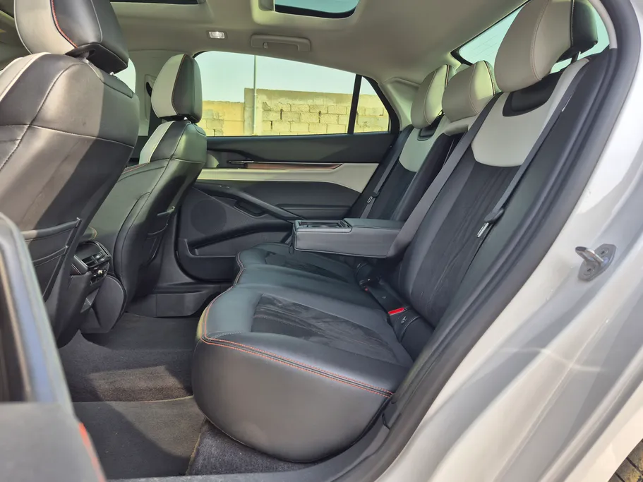 2024 Ford Taurus Titanium 