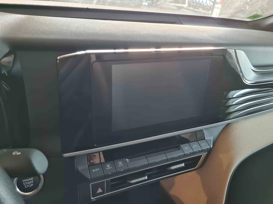 تويوتا كامري E 2025 