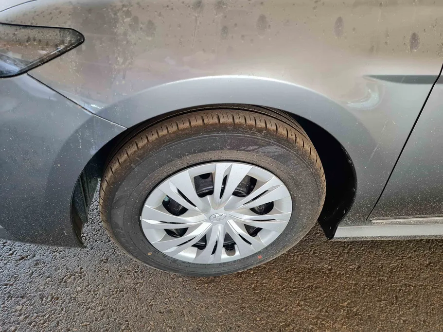 تويوتا كامري E 2025 