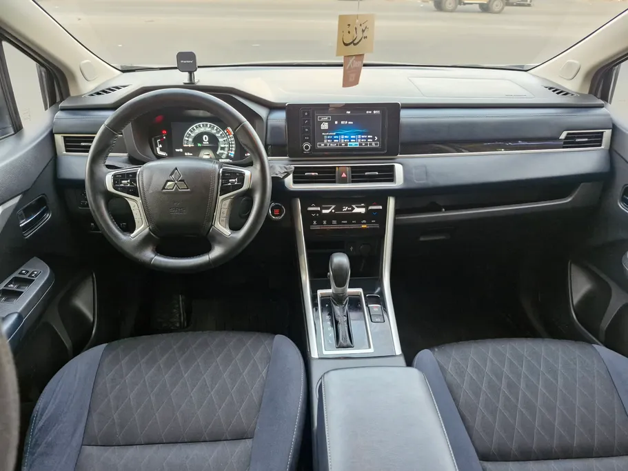 2024 Mitsubishi Xpander Cross  