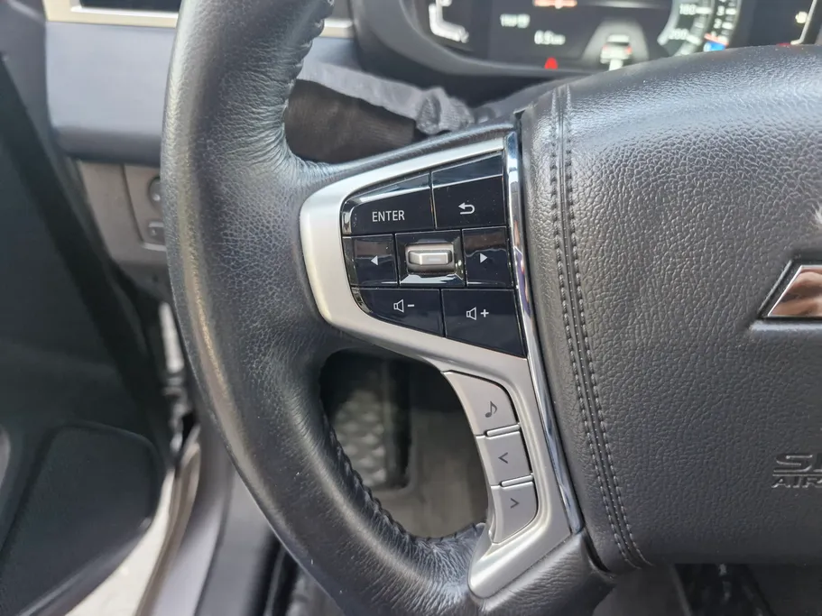 2024 Mitsubishi Xpander Cross  