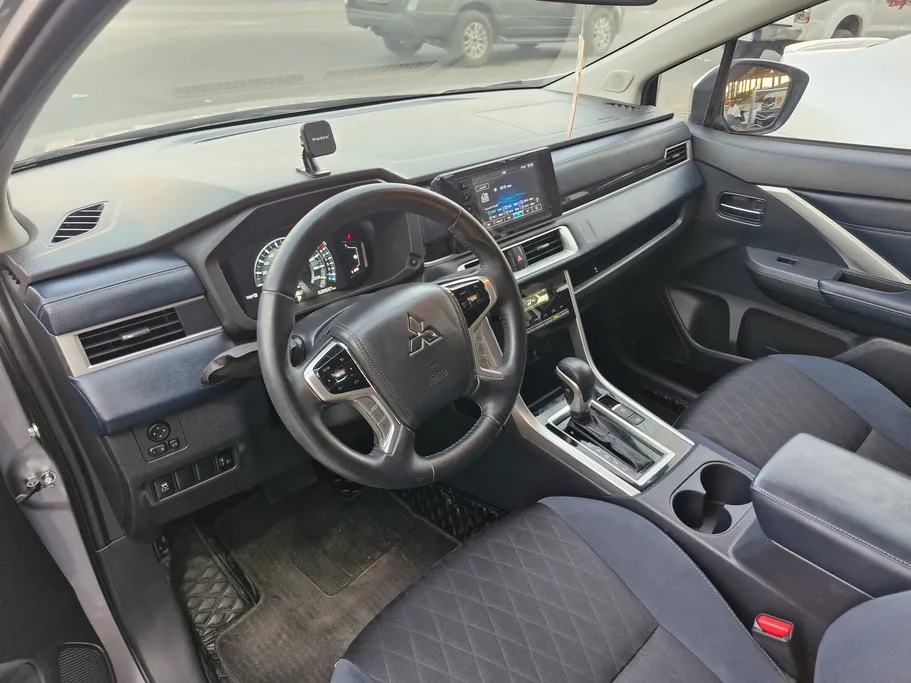 2024 Mitsubishi Xpander Cross  