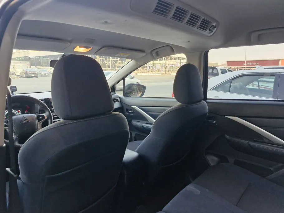 2024 Mitsubishi Xpander Cross  