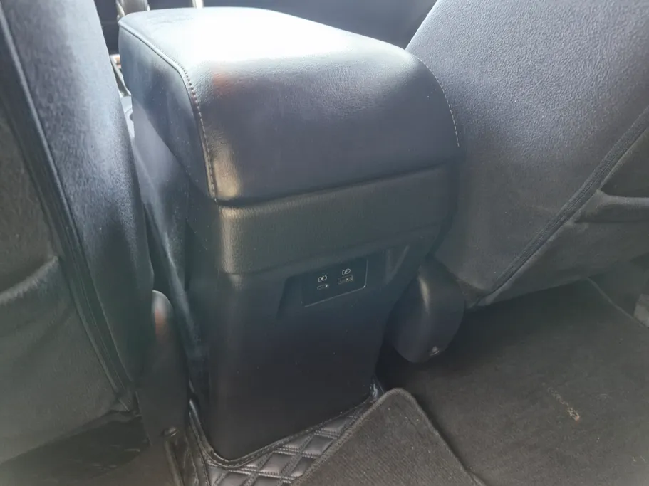 2024 Mitsubishi Xpander Cross  
