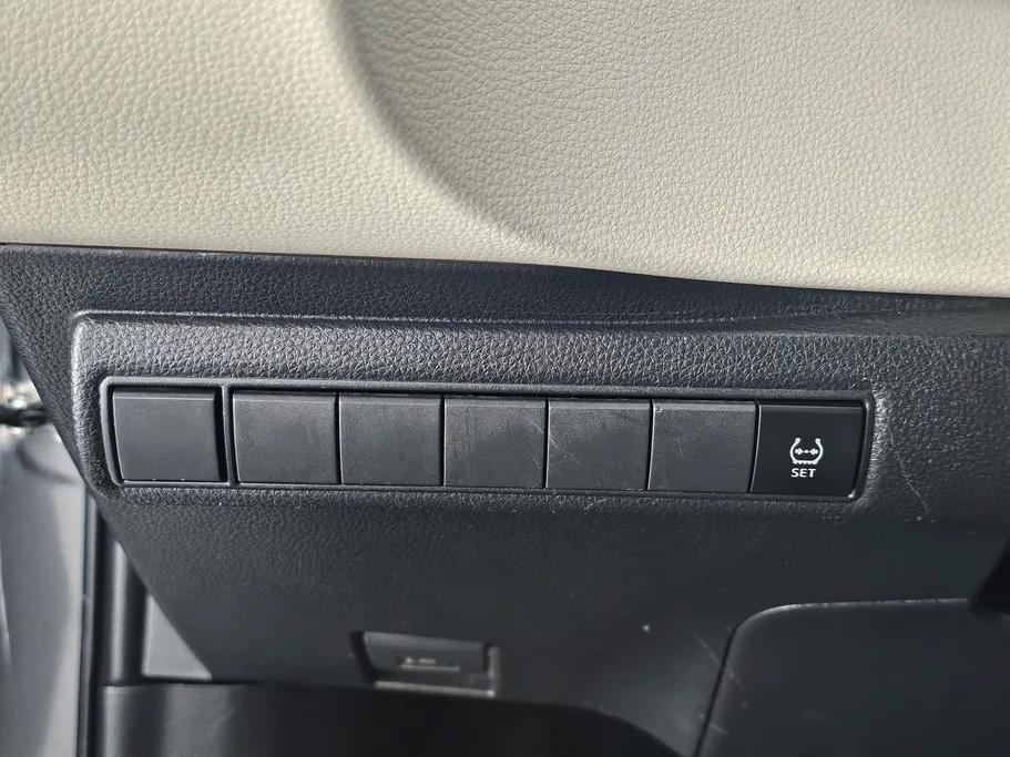 تويوتا كورولا XLI Executive 2023 