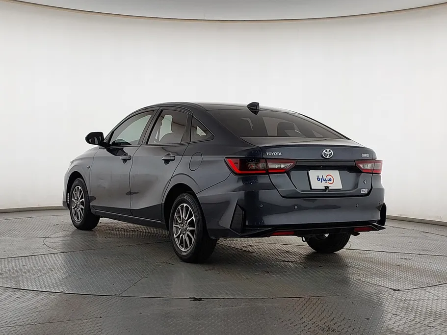 2023 Toyota Yaris  Y 