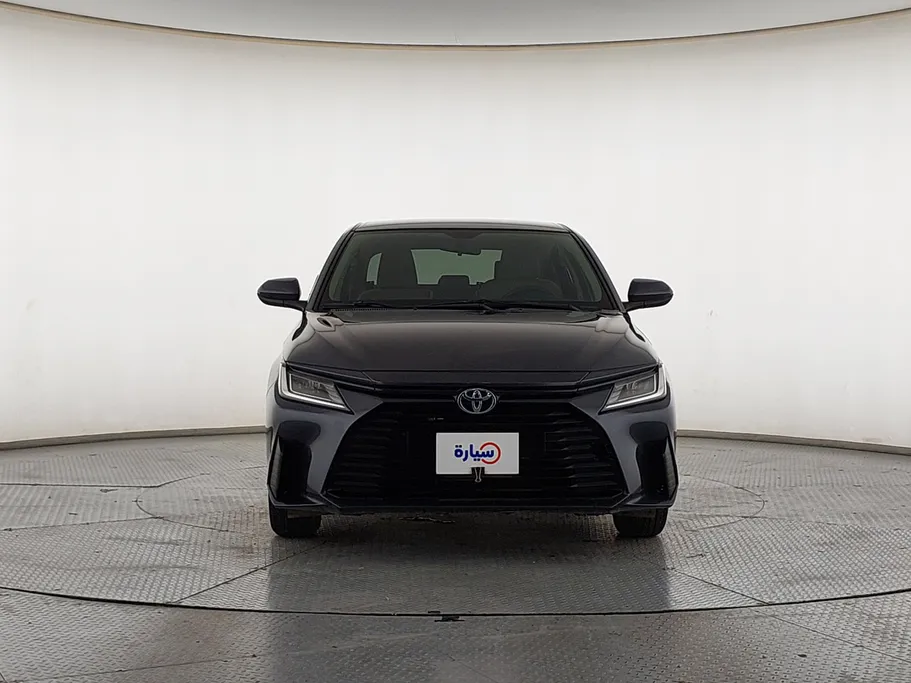 2023 Toyota Yaris  Y 