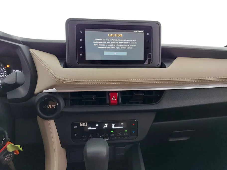 2023 Toyota Yaris  Y 