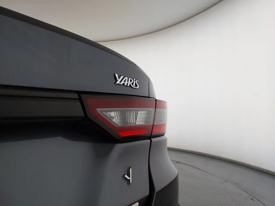 2023 Toyota Yaris  Y 