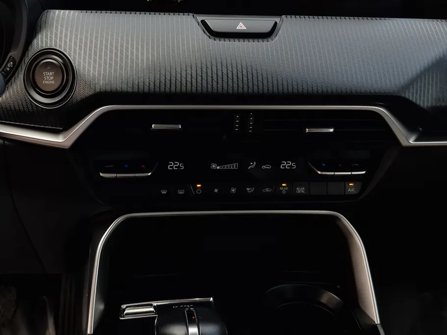 2024 Mazda CX90 Core  