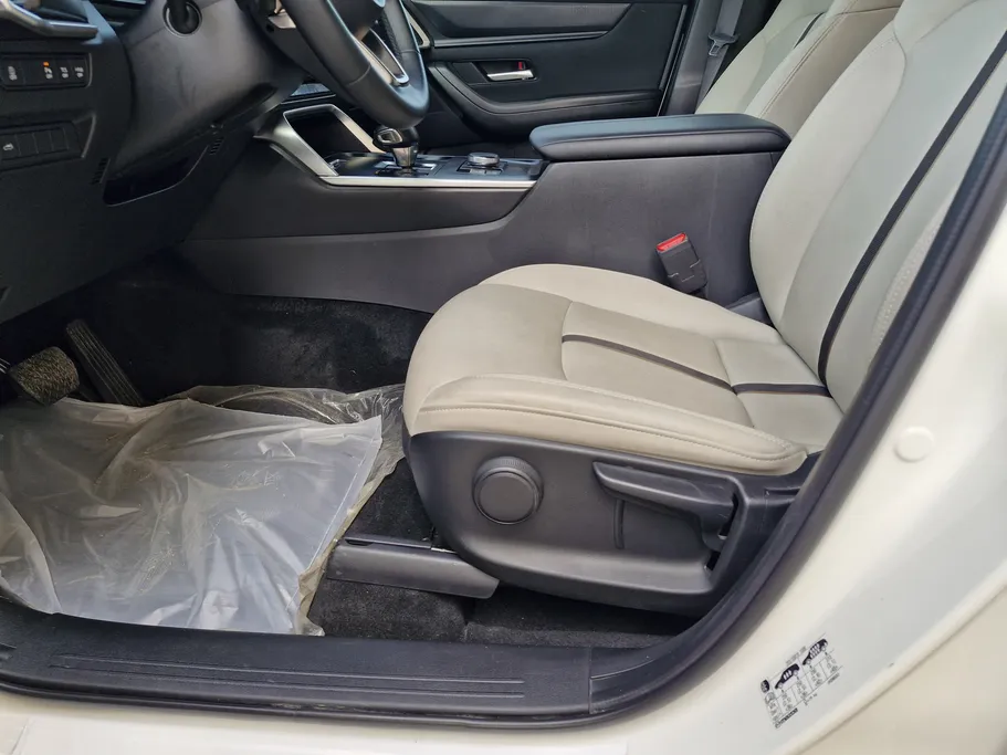2024 Mazda CX90 Core  