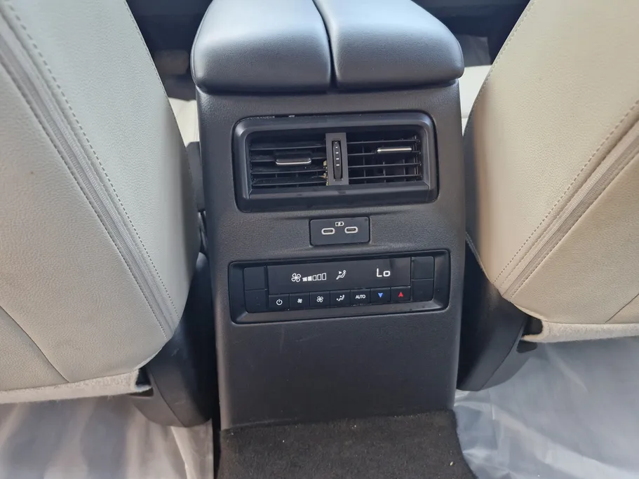 2024 Mazda CX90 Core  