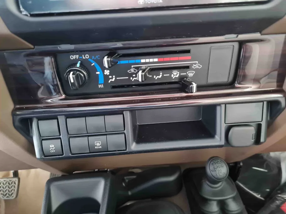 تويوتا ربع DX 3DR 2025 