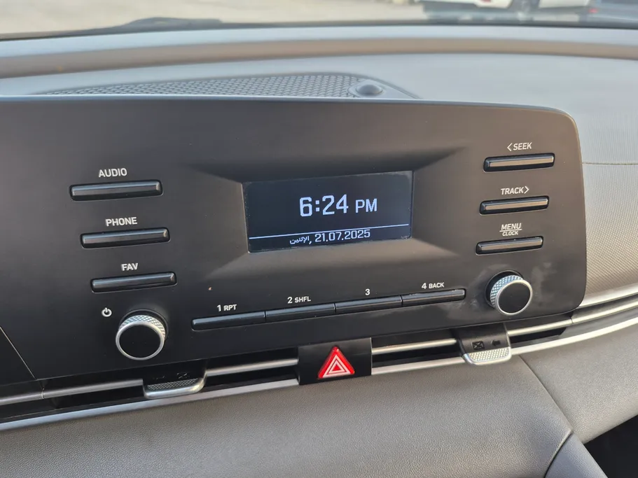 2021 Hyundai Elantra Smart 