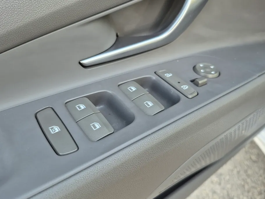 2021 Hyundai Elantra Smart 