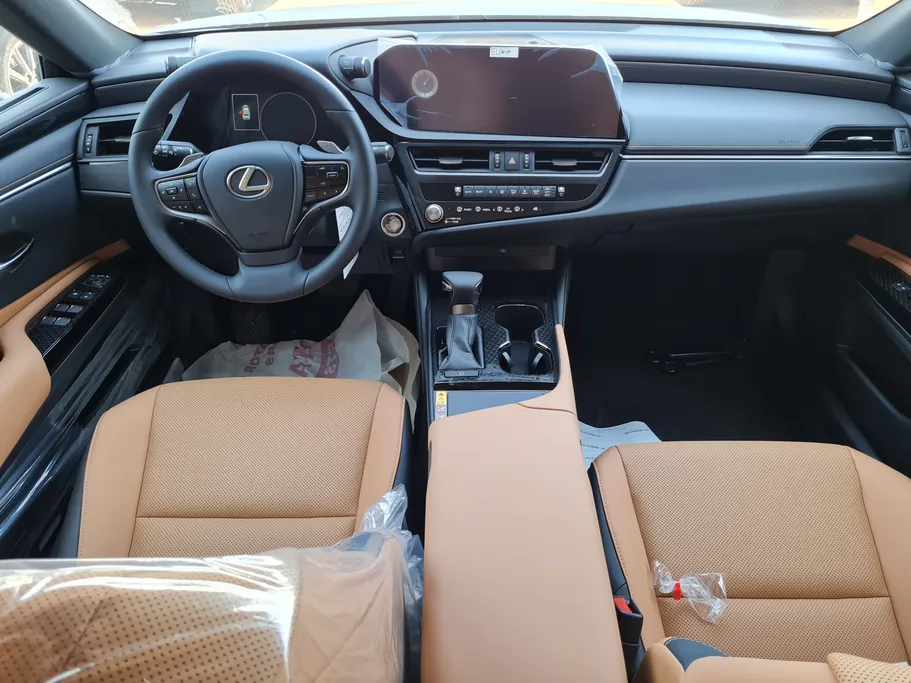لكزس ES 250 AA Elegant 2025 