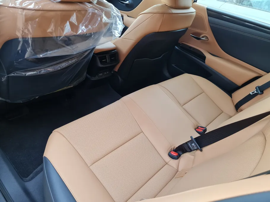لكزس ES 250 AA Elegant 2025 