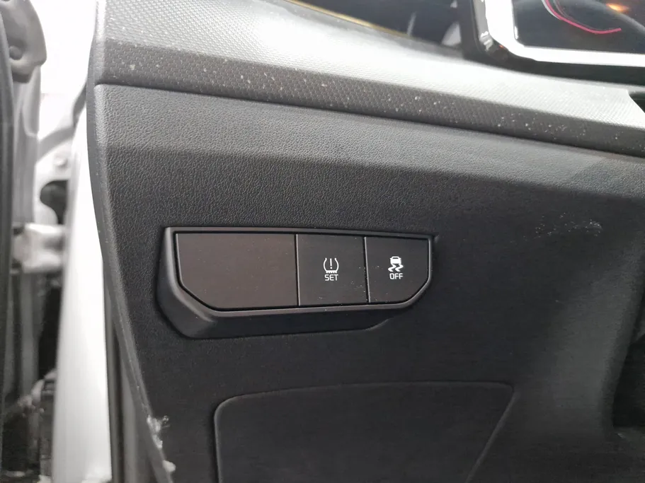 2024 Kia K3 GL Retail 