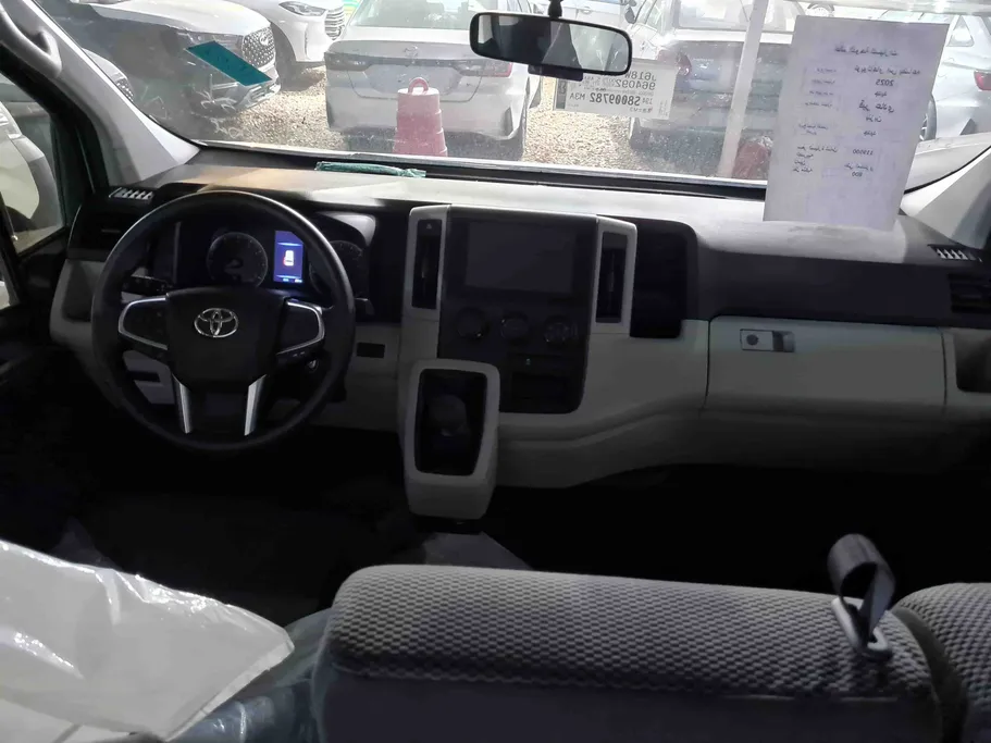 2025 Toyota Haice فان بضاعه 