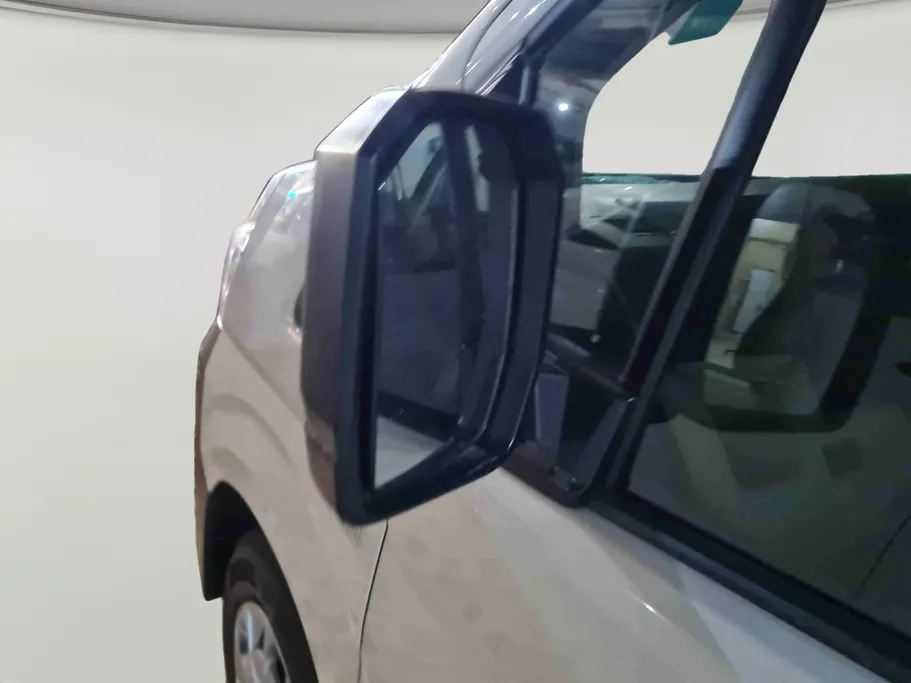 2025 Toyota Haice فان بضاعه 